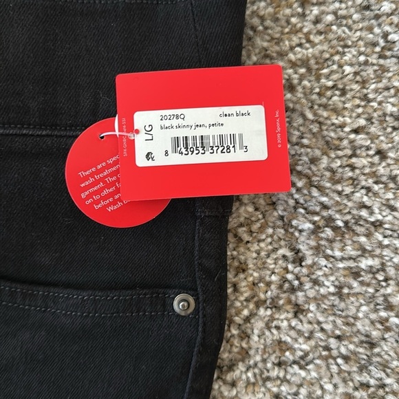 SPANX Black Skinny Jeans, Size Large Petite, NWT - Picture 4 of 7